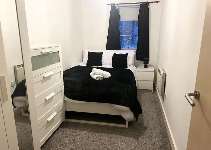 2 Bedroom City Center Apartment